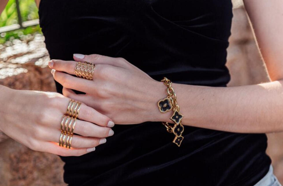 Você conhece os benefícios das joias folheadas a ouro?